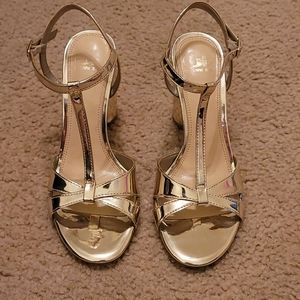 Gianna Bini Gold 3.5 inch Strappy Sandal size 7.5